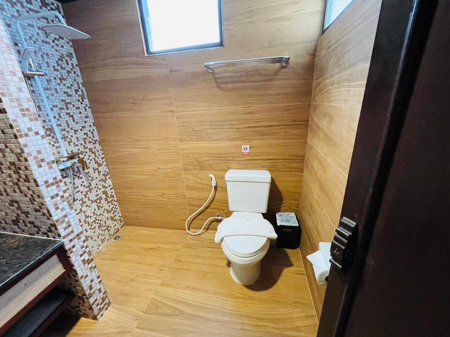 Na Thapae Chiangmai Hotel شيانغ ماي المظهر الخارجي الصورة