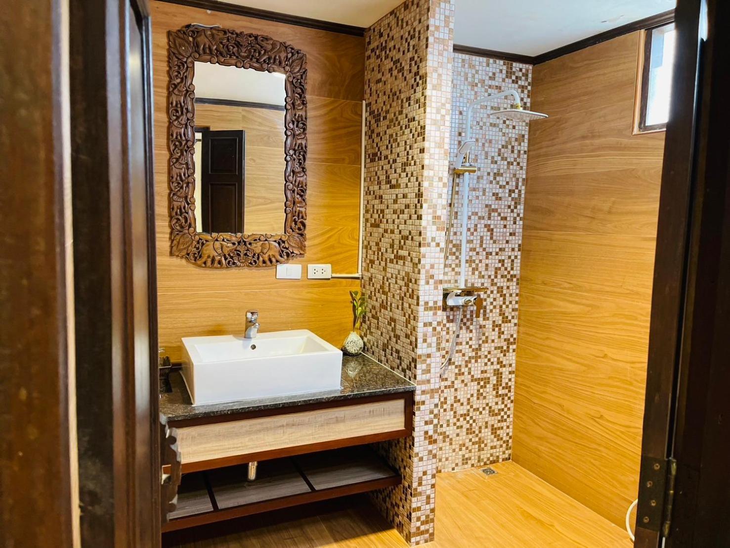 Na Thapae Chiangmai Hotel شيانغ ماي المظهر الخارجي الصورة
